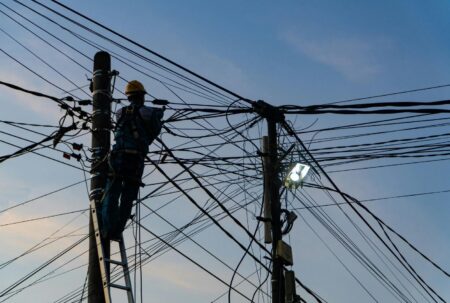 Gaji PLN Fakta Lengkap, Struktur, dan Peluang Karier di Baliknya