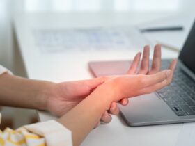 Penyebab Tangan Kesemutan: Kenali Faktor, Gejala, dan Cara Mengatasinya