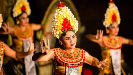 Tari Bali: Keindahan, Makna, dan Jenis-Jenisnya dalam Budaya Indonesia