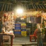 Warung Madura Buka 24 Jam Ini Sejarah Ciri Khas dan Alasan Selalu Ramai